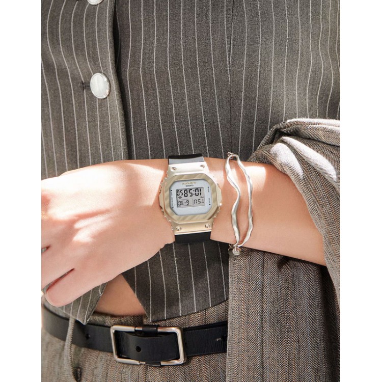 Ceas Dama, Casio G-Shock, The Origin GM-S5600BC-1ER