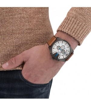 Ceas Barbati, Diesel, Mega Chief DZ4280