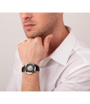 Ceas Barbati, Maserati, Traguardo R8821112004