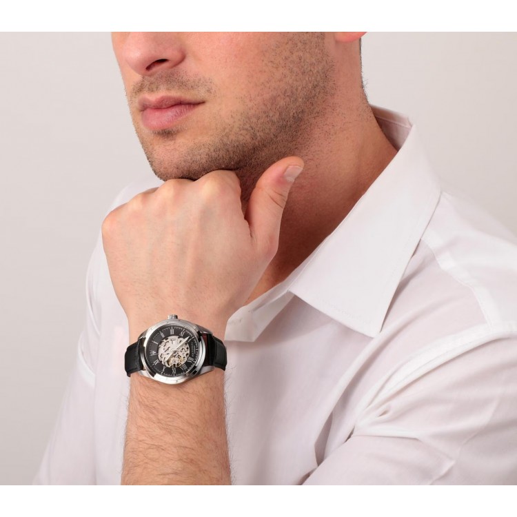 Ceas Barbati, Maserati, Traguardo R8821112004