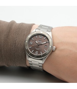 Ceas Barbati, Orient, Mako III Solar RA-WJ0004Y