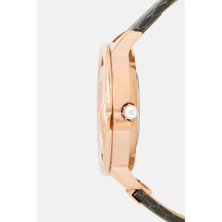 Ceas Dama, Police, Satovi PEWLA2008301