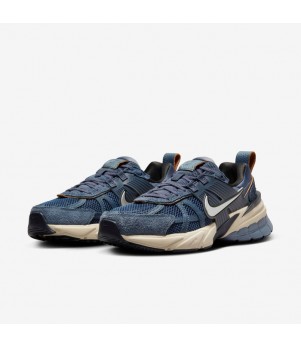 Pantofi Sport Dama, Nike, V2K Run FN6703-400