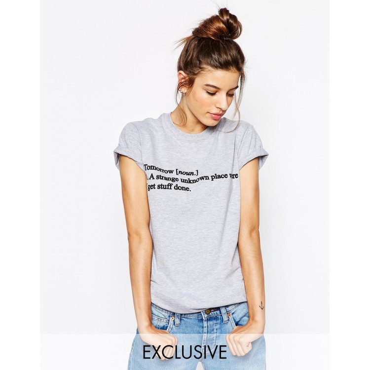 Tricou dama gri - Tomorrow, a strange unknown place were i get stuff done Tricou dama gri - Tomorrow, a strange unknown place were i get stuff done